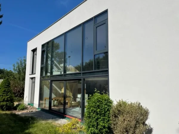Dodávky oken a&nbsp;prosklených prvků
